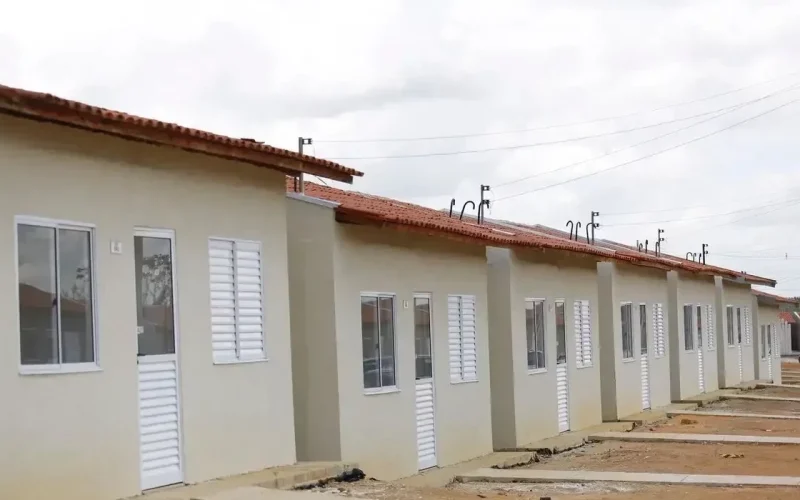 1-em-cada-4-pessoas-no-piaui-reside-em-imovel-proprio-mas-sem-documentacao-b92e1813-a9f8-4315-a928-e3e8d763e562.jpg