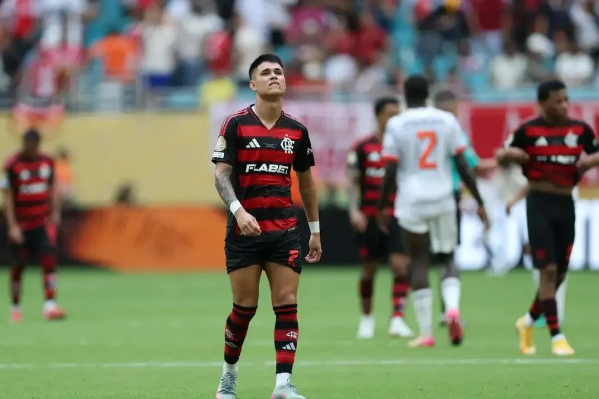 2025-06-29t220915z_1602410714_up1el6t1pjdop_rtrmadp_3_soccer-club-fla-fcb