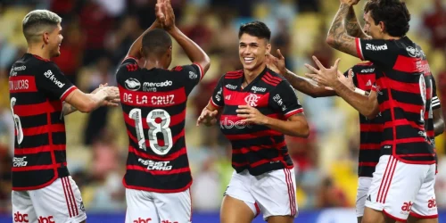 Flamengo-x-Sao-Paulo-aspect-ratio-512-320