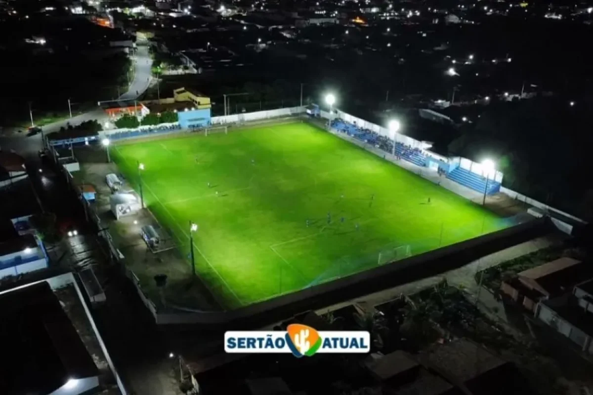 Joaquizão estádio de Simões