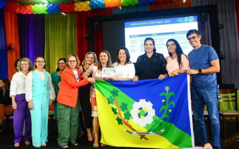 Municipio-de-Araripina-e-destaque-no-Premio-Escola-2023-em-Pernambuco-696x461-1