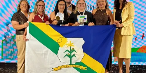 WhatsApp-Image-2026-06-11-at-10.15.30-AM-2Caldeirao-Grande-do-Piaui-conquista-Selo-VAAR-e-Selo-de-Alfabetizacao-da-UNDIME-PI-em-Teresina