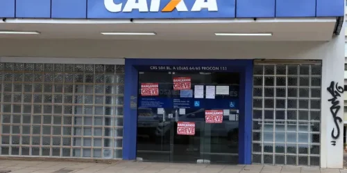 agencia-da-caixa--73e559ec8fec52d5