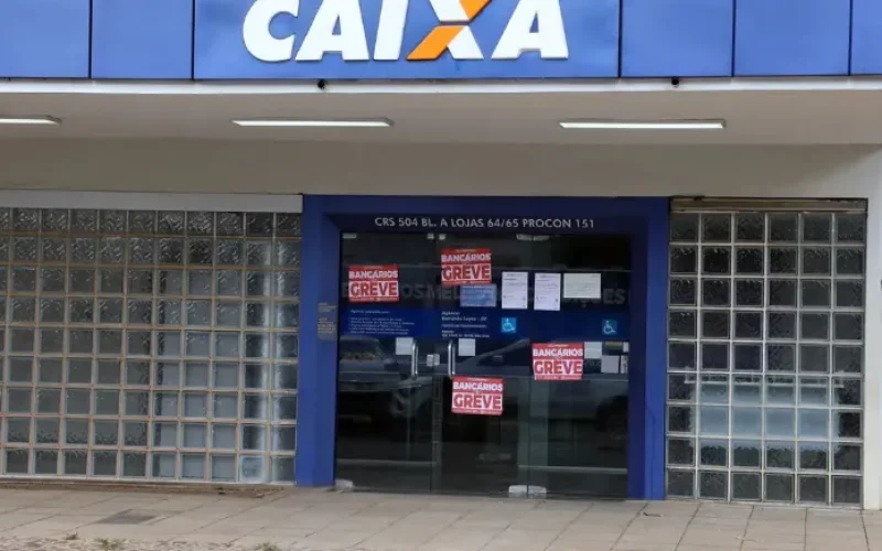 agencia-da-caixa--73e559ec8fec52d5