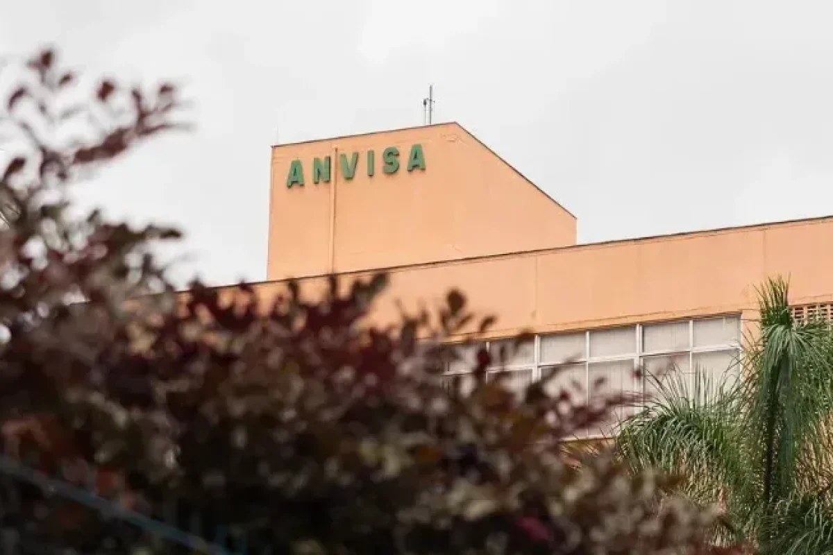 anvisa-proibiu-distribuicao-de-lotes-de-medicamentos--57efed66f5fdf0ee