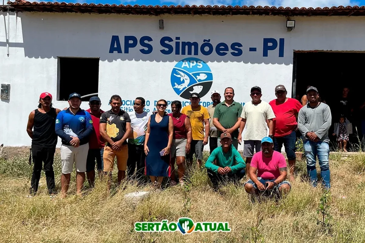 Foto dos Associados da APS em visita prévia do PSI