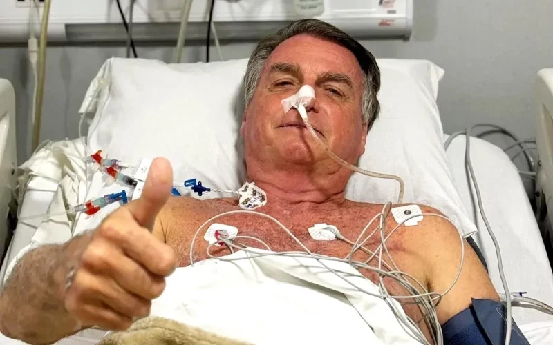 bolsonaro-esta-estavel-e-sem-dor-apos-cirurgia-de-12-horas-diz-boletim-medico-a6f1fd89-4155-46c6-ae17-3c7cfe4da2c3.jpg