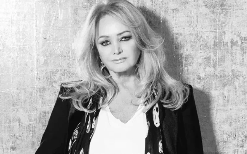 bonnie-tyler--45c05584e75fb194.jpg