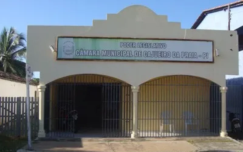camara-municipal-cajueiro-da-praia