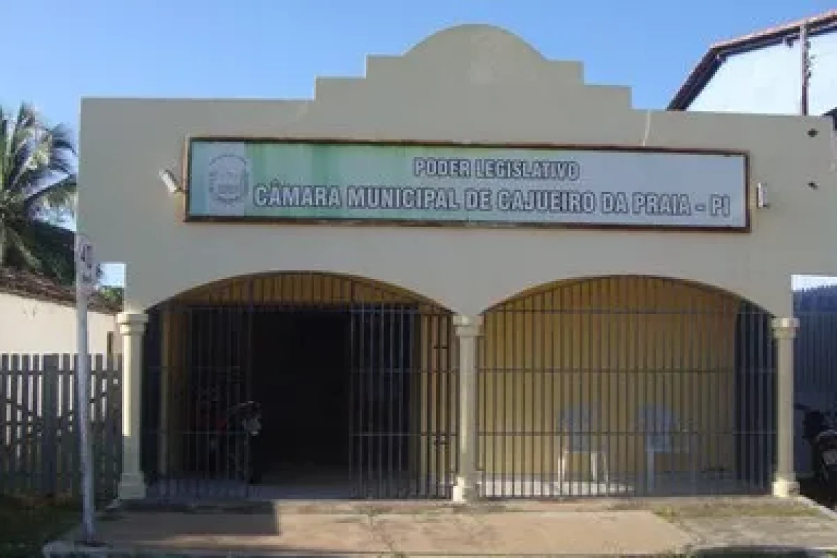 camara-municipal-cajueiro-da-praia