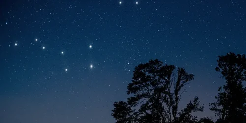 céu_meteorito_noite