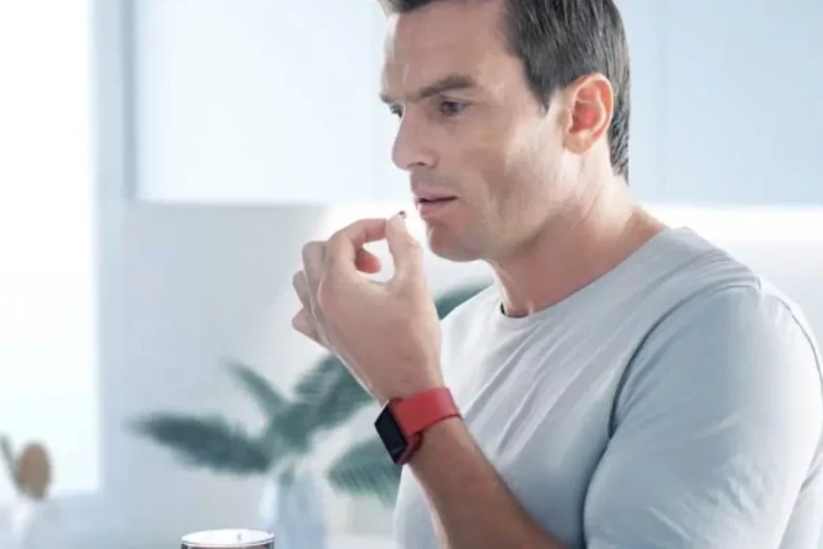 cientistas-desenvolvem-pilula-anticoncepcional-masculina-que-age-em-30-minutos-veja-como-funciona-duracao-de-seis-a-oito-horas--2aec7bee902e61bc.jpg