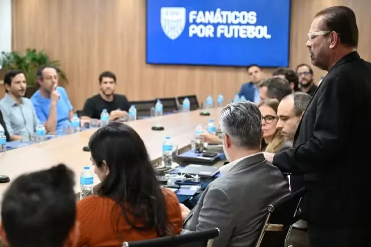 clubes-e-operadoras-de-apostas-se-reuniram-a-federacao-de-sao-paulo-para-discutir-projetos-de-restricao-a-publicidade-de-bets--f514425482f87d18