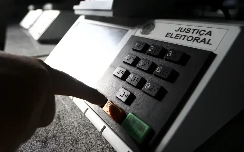 eleitor-deve-regularizar-titulo-ate-19-de-maio-diz-ministra-carmen-lucia-72bb83c2-fb06-47b3-9a3d-90095b1cf82f.jpg
