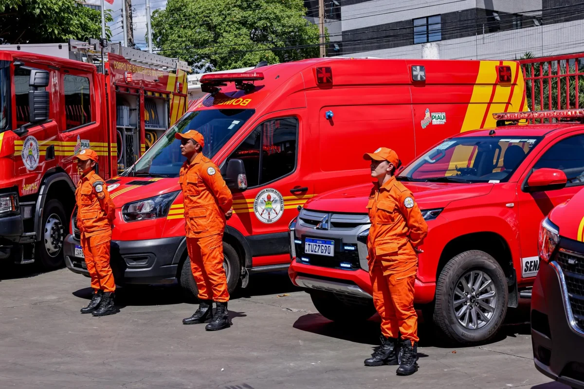 entrega-das-novas-viaturas-e-equipamentos-operacionais-da-corporacao-do-corpo-de-bombeiros-militar-do-estado-do-piaui-14-scaled-1770147597