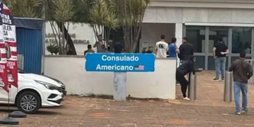 estados-unidos-suspendem-atendimento-na-embaixada-e-em-consulados-do-brasil--187eb08ca21b8539