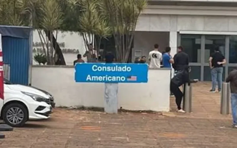estados-unidos-suspendem-atendimento-na-embaixada-e-em-consulados-do-brasil--187eb08ca21b8539
