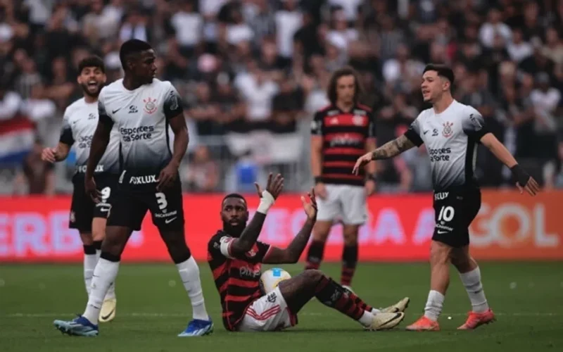 flamengo-segura-vantagem-empata-com-corinthians-e-vai-a-final-da-copa-do-brasil-19cd47fc-da53-4edf-a243-342f405bb96d.jpg