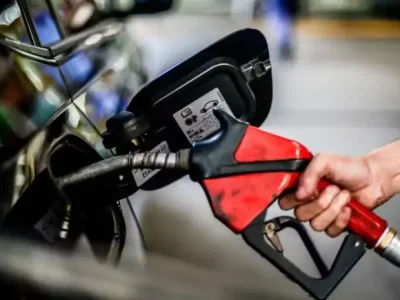foto-de-posto-de-gasolina--35e2ed5276a3a706