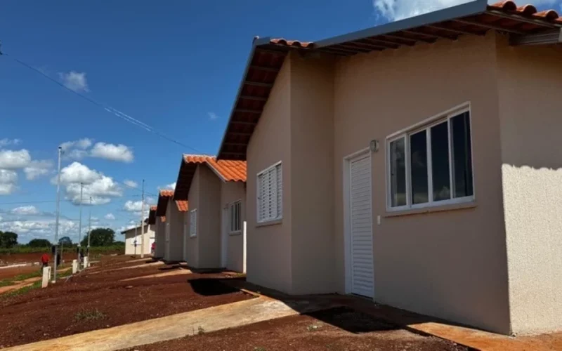 governo-lula-libera-mais-centenas-de-unidades-do-minha-casa-no-piaui-detalhes-2318f873-4043-4b1a-9128-600362eff153.jpg