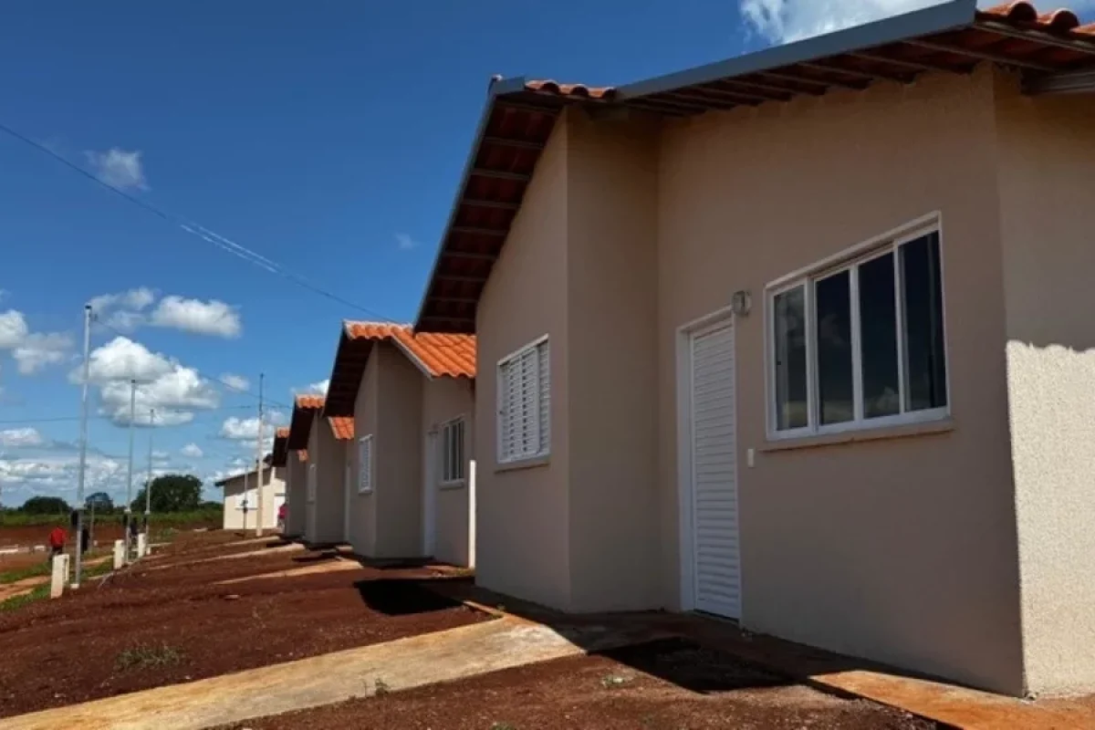 governo-lula-libera-mais-centenas-de-unidades-do-minha-casa-no-piaui-detalhes-2318f873-4043-4b1a-9128-600362eff153.jpg