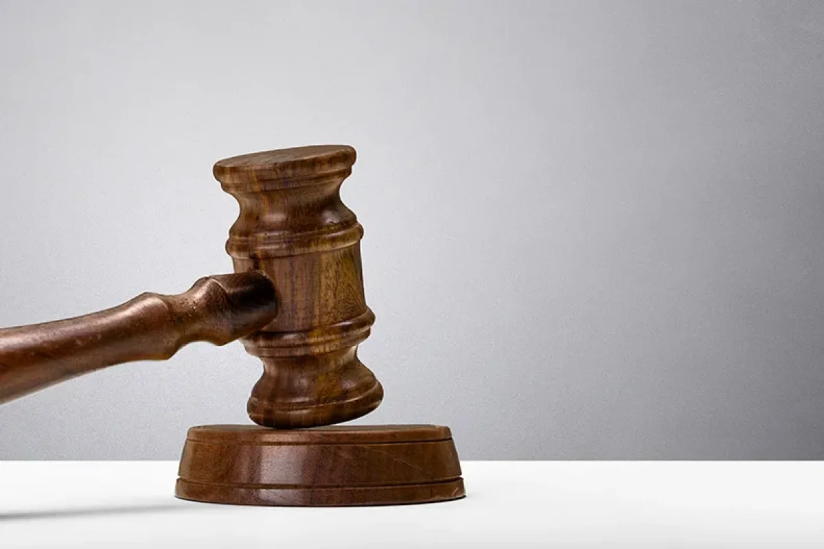 julgamento-decisaojudicial-justica-martelo-freepik