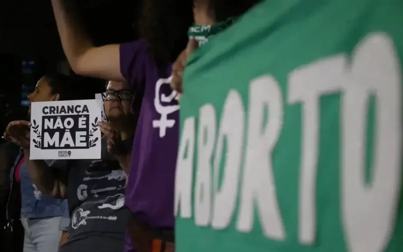 justica-federal-suspende-resolucao-de-aborto-legal-em-crianca-e-adolescente-5614dff0-22e4-405a-9c08-c16e35fc41df.jpg