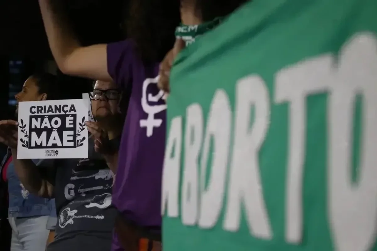 justica-federal-suspende-resolucao-de-aborto-legal-em-crianca-e-adolescente-5614dff0-22e4-405a-9c08-c16e35fc41df.jpg