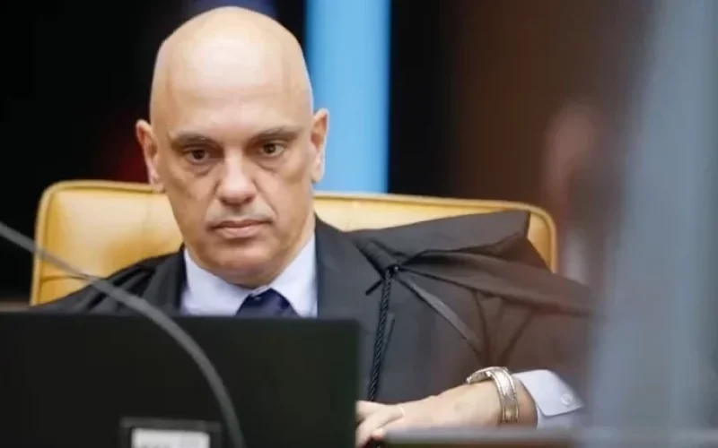 mastercard-bloqueia-cartao-de-alexandre-de-moraes-banco-do-brasil-oferece-elo-727a8da5-f74a-4cef-a0c1-ab04d62d3f5c.jpg