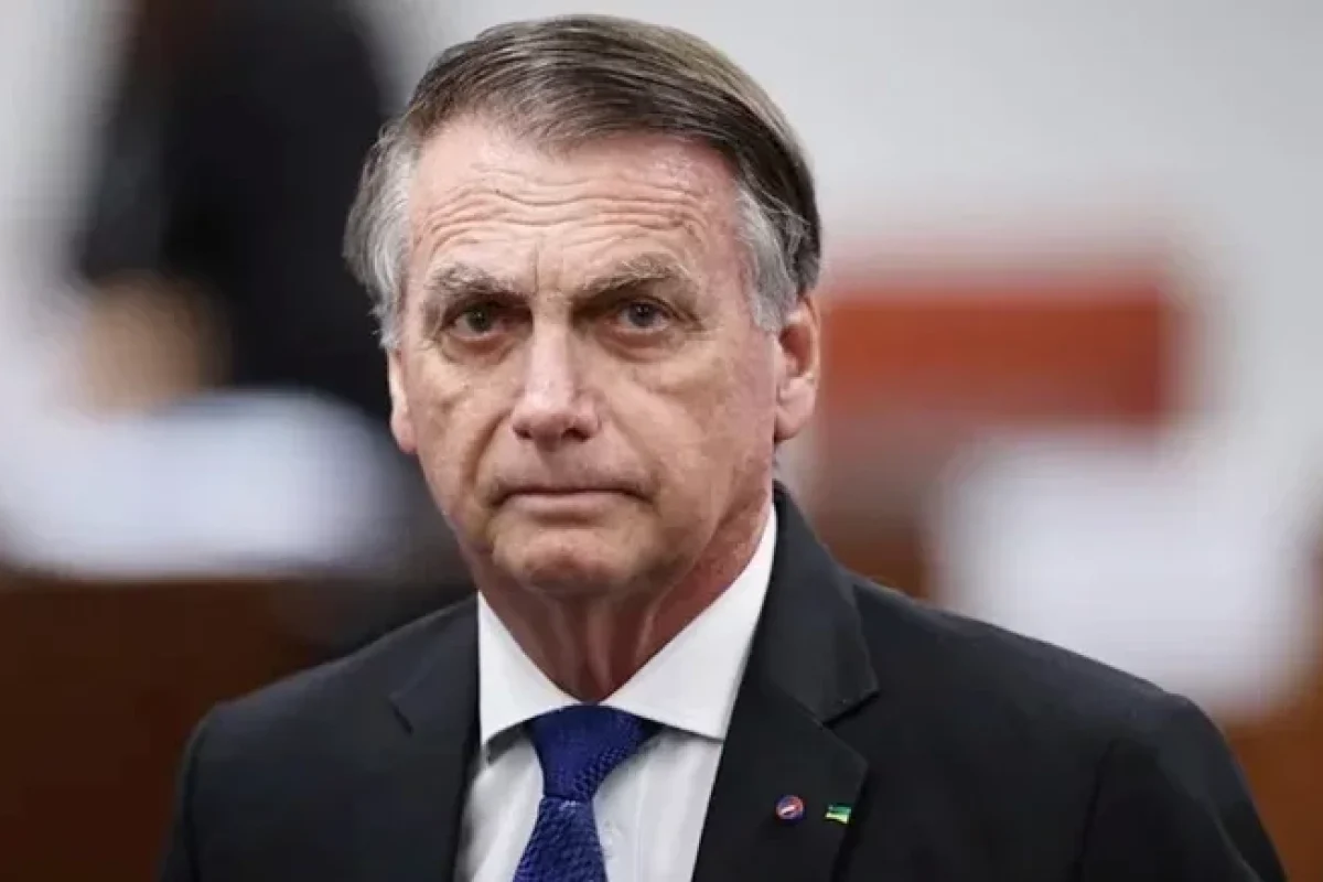 medicos-familia-e-advogados-orientam-bolsonaro-a-acompanhar-julgamento-de-casa-9e06efa7-e693-4fb5-9023-23a6ca92d353.jpg