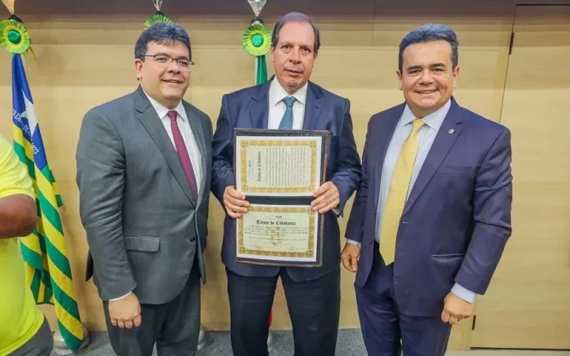 ministro-do-stj-luis-felipe-salomao-recebe-titulo-de-cidadao-piauiense-5a402459-b8ef-4510-bbff-da6f5c6c1b06.jpg