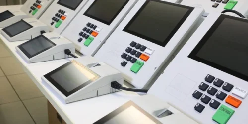 novas-urnas-para-as-eleicoes-de-2024.jpg.1200x0_q95_crop