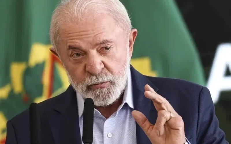 pais-vai-ter-pela-1-vez-um-presidente-eleito-4-vezes-diz-lula-sobre-reeleicao-7bf43a98-b75b-4321-8ca4-30f149b8e293.jpg