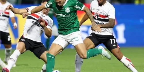 palmeiras-vence-classico-com-gol-de-vitor-roque-e-assume-a-lideranca-do-brasileirao-c1ee67d8-6e3f-4974-8948-a6a1df59b20e.jpg
