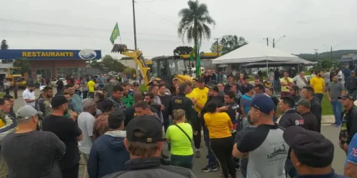 paralisacao-dos-caminhoneiros-em-2022--3288aa8af99e1a7d