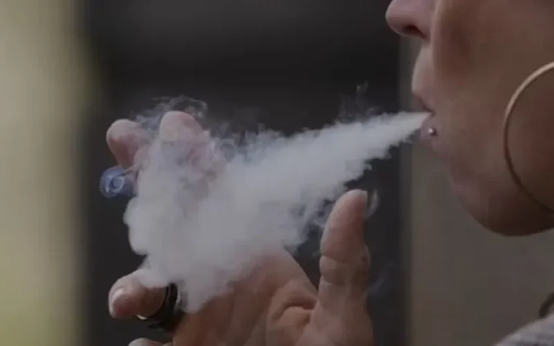 pessoa-fumando--e2d02af5048b47c4