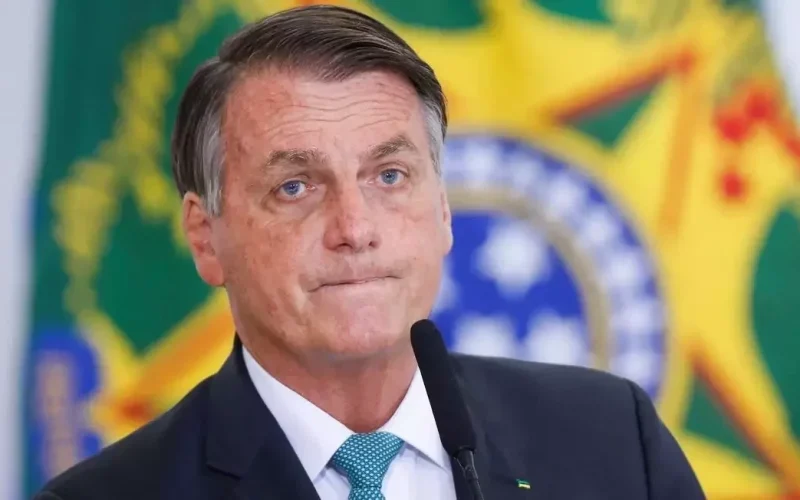 pf-indicia-bolsonaro-braga-netto-e-mais-35-em-inquerito-de-golpe-e266a844-51a7-4b3a-b5ed-31df223150ad.jpg