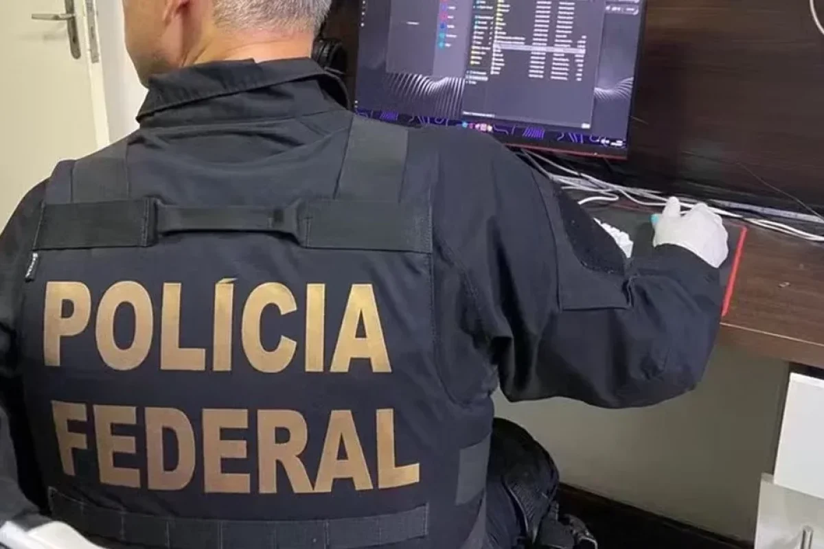 policia-federal-tera-concurso-com-mil-vagas-veja-distribuicao-e-cargos-85e5e30e-0d23-4cd4-bbff-43fd4bd1e57b.jpg