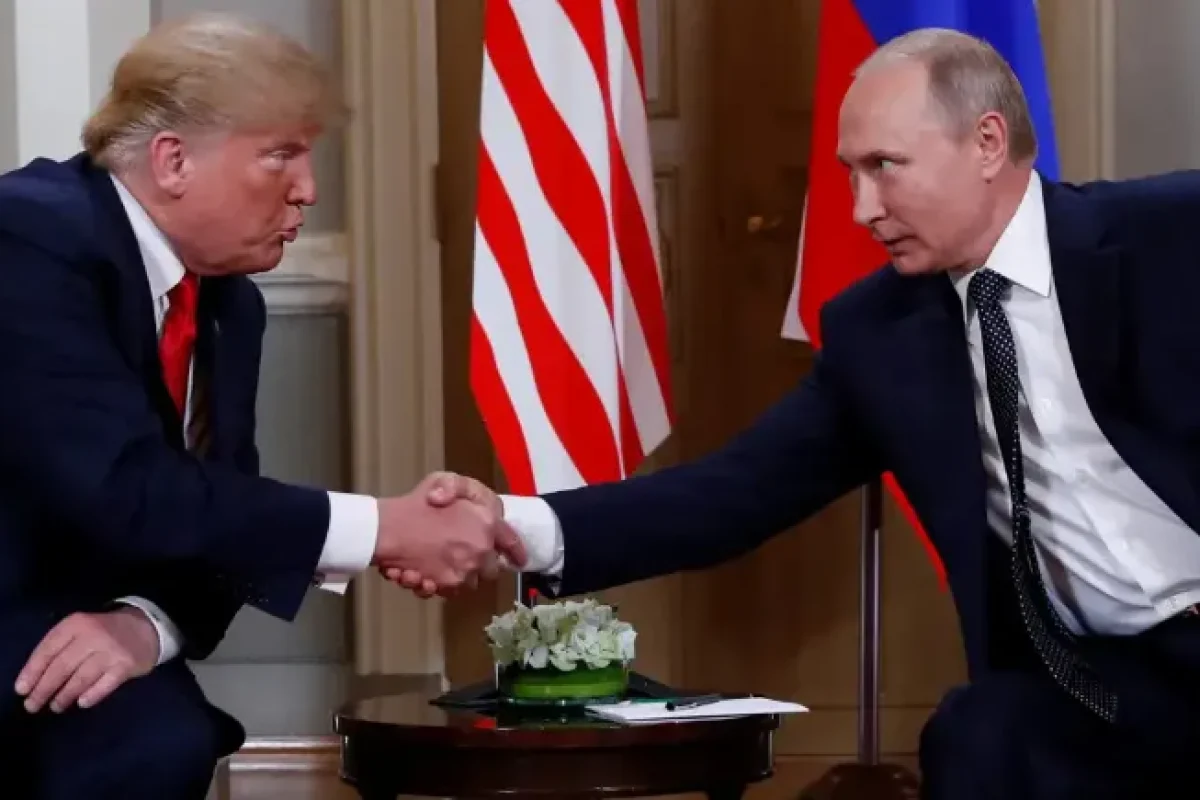 presidente-dos-eua-donald-trump-e-o-presidente-da-russia-vladimir-putin--e15e4fdad294da2b