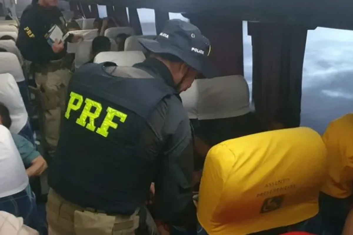 prf-atende-ocorrencia-de-importunacao-sexual-em-onibus--586885d8c4520f6c