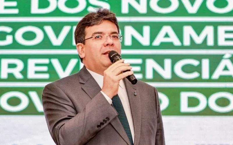 rafael-fonteles-anuncia-novos-concursos-para-oxigenar-o-servico-publico-do-piaui-5f150b79-391b-4e1c-80e8-6e6147ed95a3.jpg