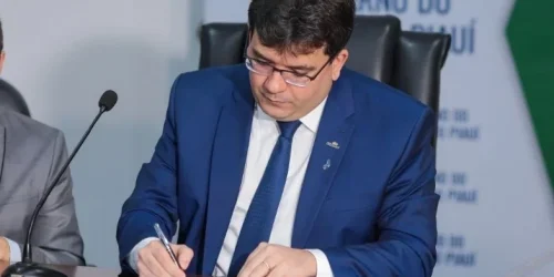 rafael-fonteles-sanciona-lei-para-aumentar-seguranca-nas-escolas-publicas-estaduais-2ab692df-3351-4e15-803f-62c058600a8e.jpg