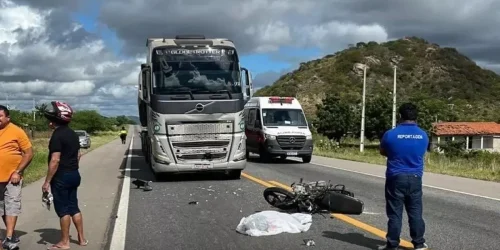 reporter-vai-cobrir-acidente-fatal-no-ceara-e-descobre-que-o-proprio-irmao-e-a-vitima-a694a171-b817-4446-a2c7-8c6fa4547f84.jpg