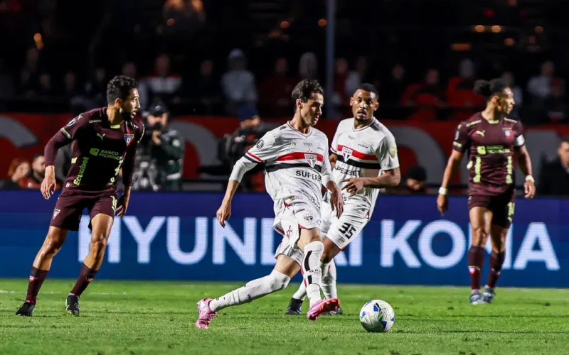 sao-paulo-x-ldu-libertadores.jpg