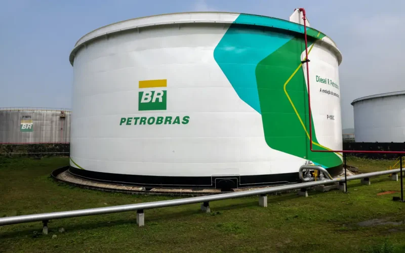tanque_de_diesel_r5_na_rpbc_-_foto_wilson_melo_agencia_petrobras