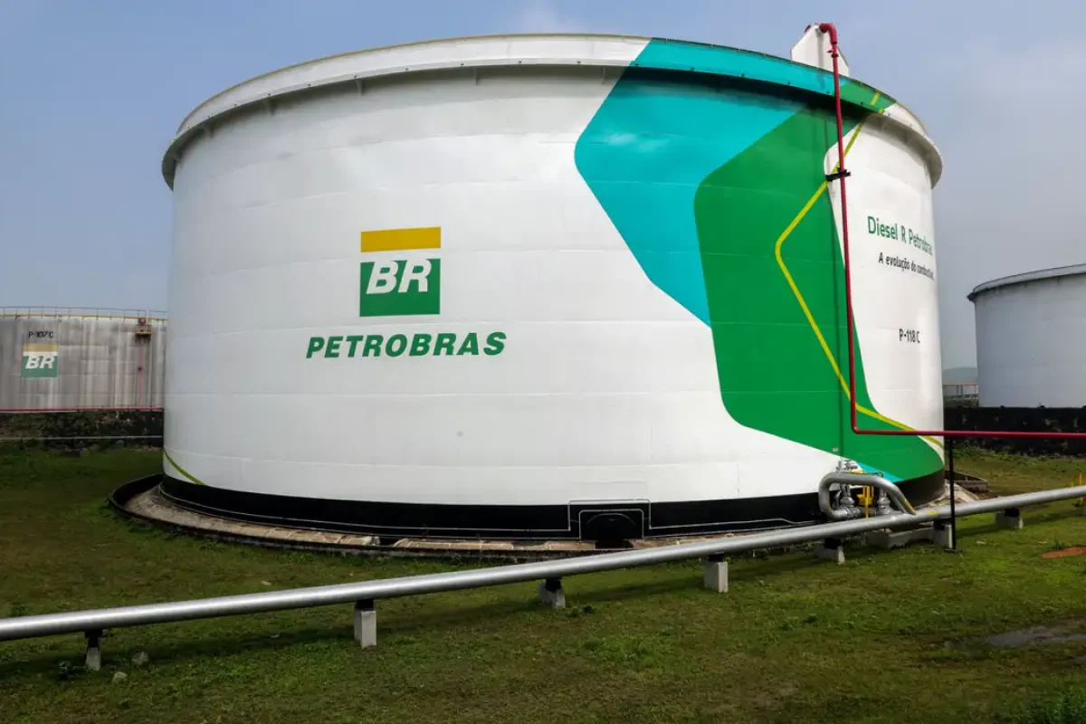 tanque_de_diesel_r5_na_rpbc_-_foto_wilson_melo_agencia_petrobras