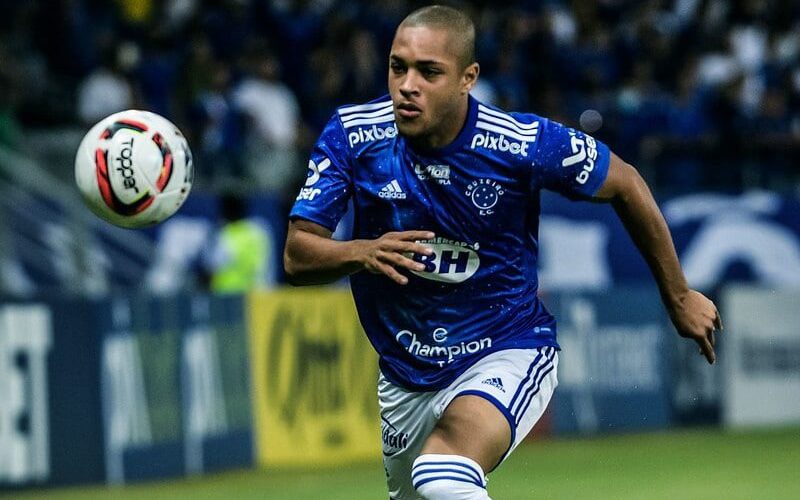 vitor-roque-cruzeiro